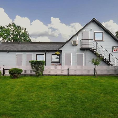 Villa Ene Pärnu Exteriör bild